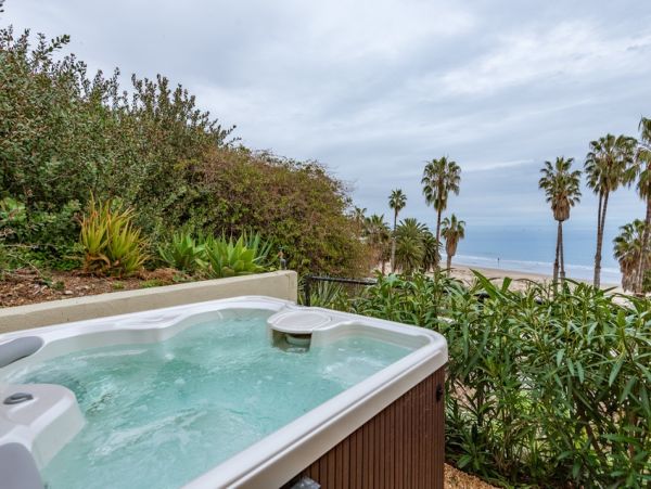 Santa Barbara County Home 998603