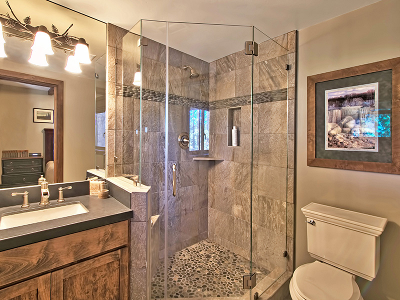 South Lake Tahoe Charming Four Bedroom Home with Lake View
