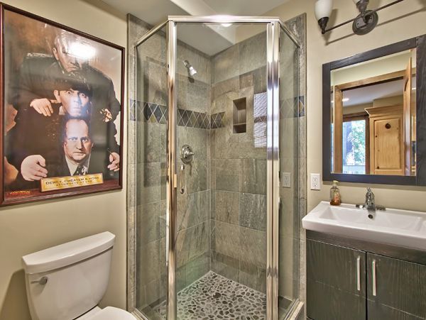 South Lake Tahoe Charming Four Bedroom Home with Lake View