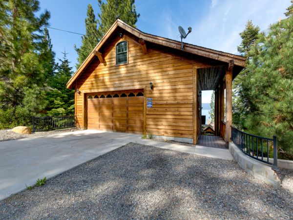 Luxury Vacation Home with Amazing Lake Views in Lake Tahoe
