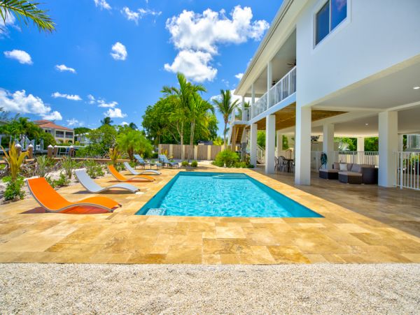 Fabulous 4 Bedroom Vacation Home in Marathon