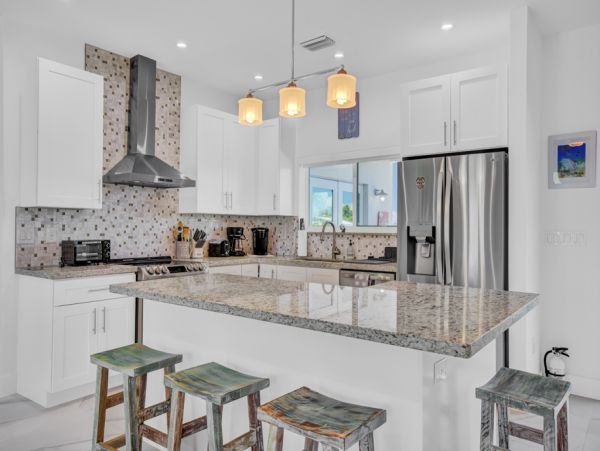 Fabulous 4 Bedroom Vacation Home in Marathon