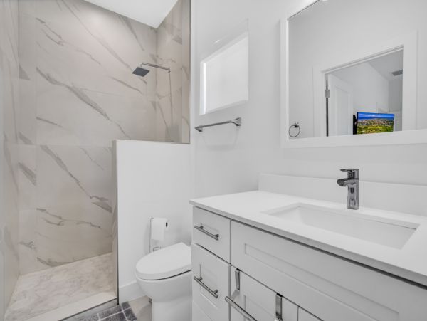Fabulous 4 Bedroom Vacation Home in Marathon