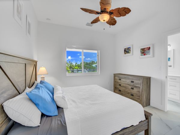 Fabulous 4 Bedroom Vacation Home in Marathon