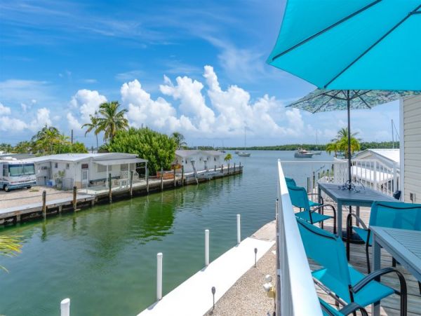 Stunning Vacation Home in Marathon with Boat Dock