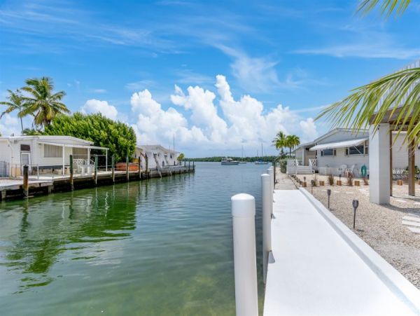 Stunning Vacation Home in Marathon with Boat Dock
