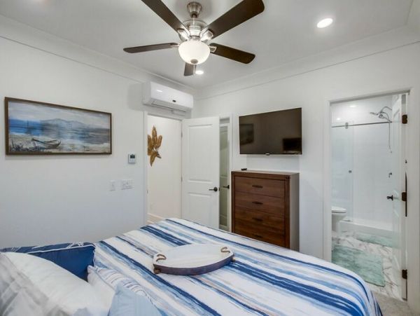 Mission Beach And Pacific Beach Condo 998667