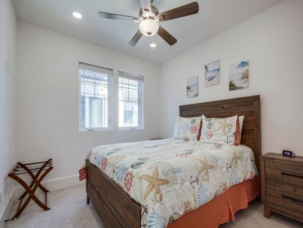 Mission Beach And Pacific Beach Condo 998667