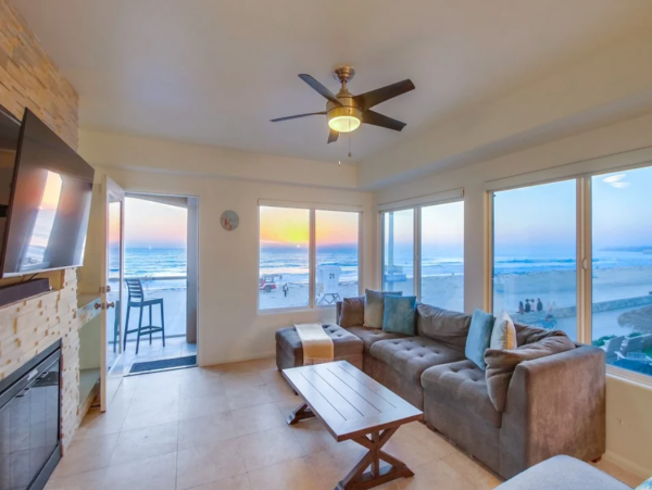 Beachfront Two Luxurious Townhouses in Mission Beach