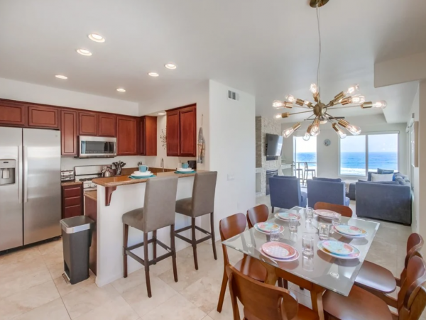 Beachfront Two Luxurious Townhouses in Mission Beach