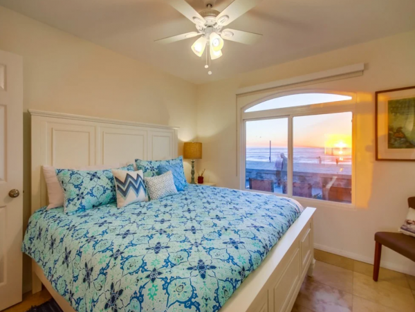 Beachfront Two Luxurious Townhouses in Mission Beach