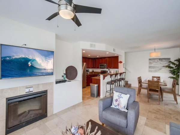 Beachfront Two Luxurious Townhouses in Mission Beach
