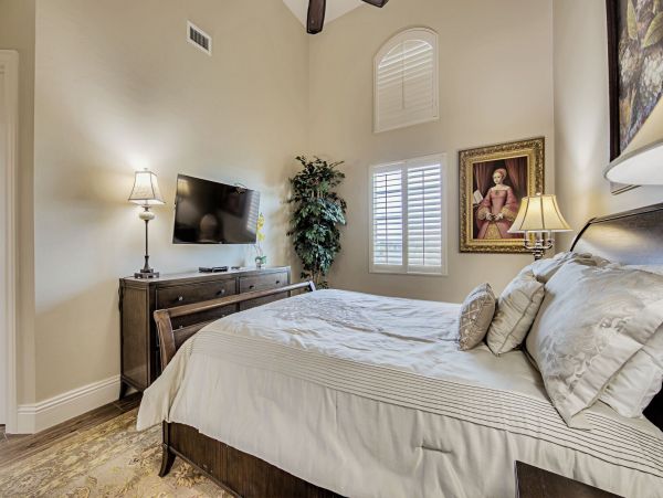 Fort Myers Beachside Luxury Pool Villa 5 Bedrooms Sleeps 10