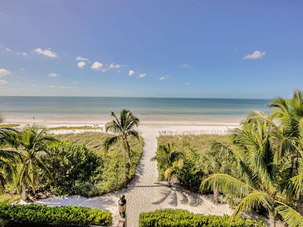 Fort Myers Beachside Luxury Pool Villa 5 Bedrooms Sleeps 10