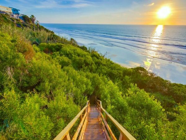 San Diego Beach Communities North Home 998682