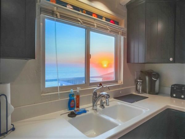 San Diego Beach Communities North Home 998682