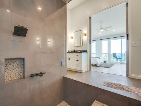 San Diego Beach Communities North Home 998699