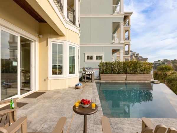 Pure Relaxation 10 Bedroom Luxury Home with Private Pool