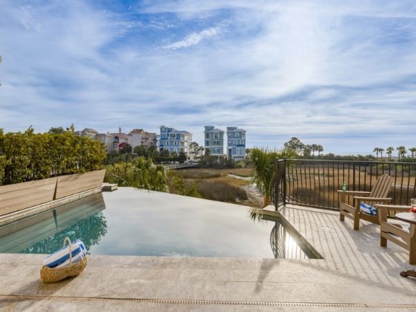 Pure Relaxation 10 Bedroom Luxury Home with Private Pool