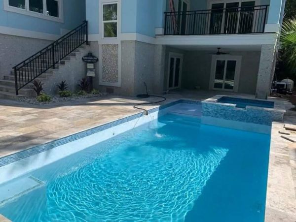 9 Bedroom Vacation Pool Home in Hilton Head Sleeps 22 Guests