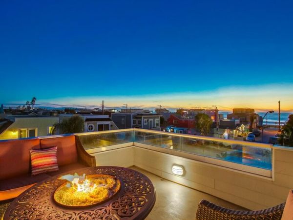 San Diego 3 Bedroom Vacation Home Steps to Bay & Ocean