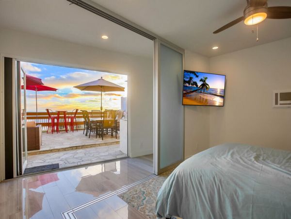 San Diego Beach Communities North Condo 998712
