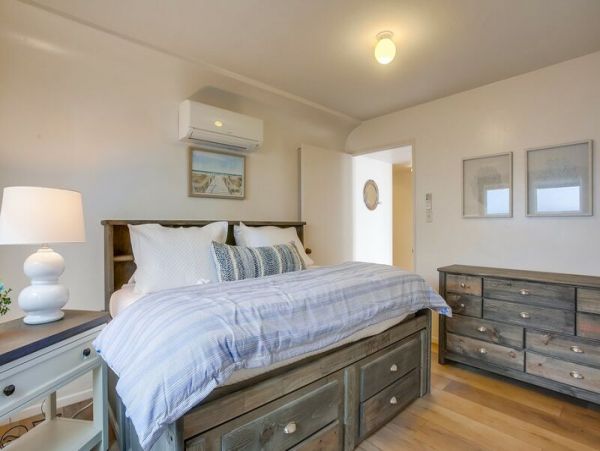 Stunning Ocean Front 2 Villas Total 10 Bedrooms Sleeps 25