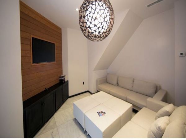 Oceanfront Posh Three Bedroom Rental in Antigua & Barbuda