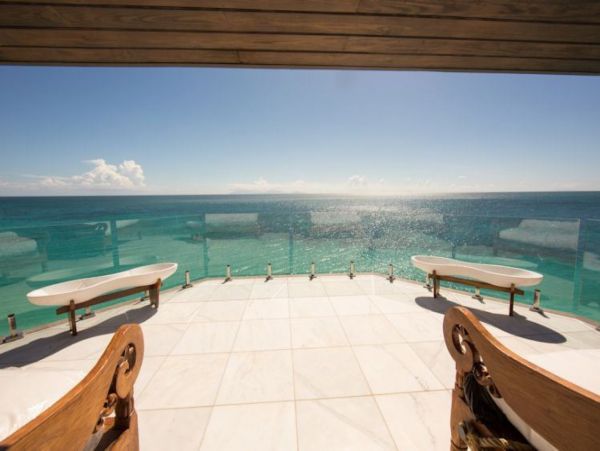 Oceanfront Posh Three Bedroom Rental in Antigua & Barbuda
