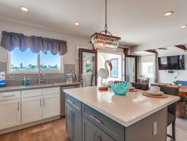 Mission Beach And Pacific Beach Condo 998721