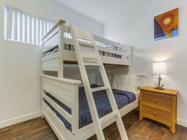 Mission Beach And Pacific Beach Condo 998739