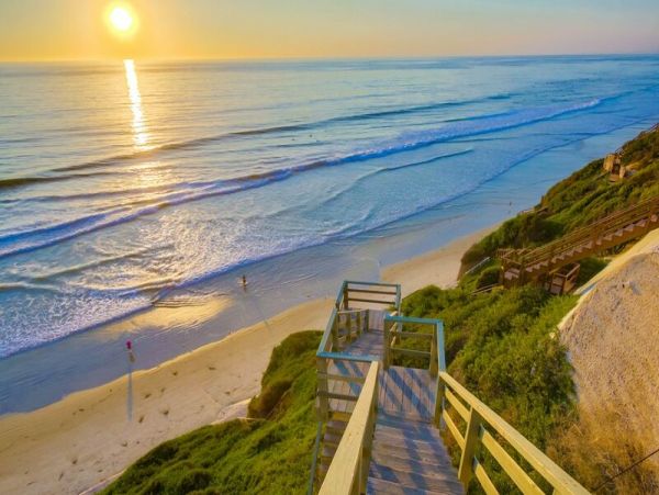 San Diego Beach Communities North Home 998746