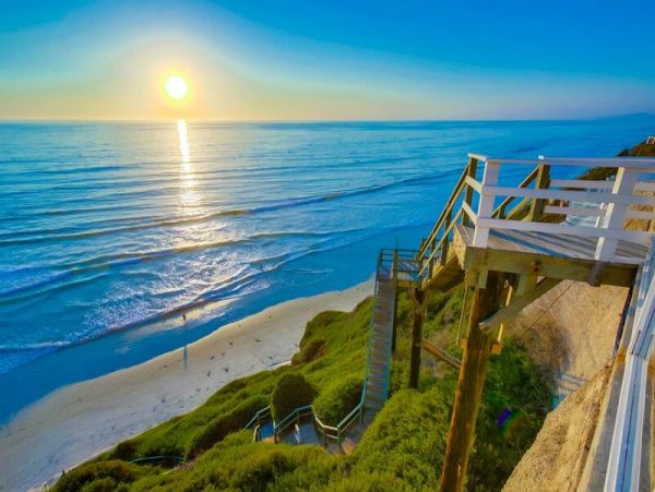 San Diego Beach Communities North Home 998746