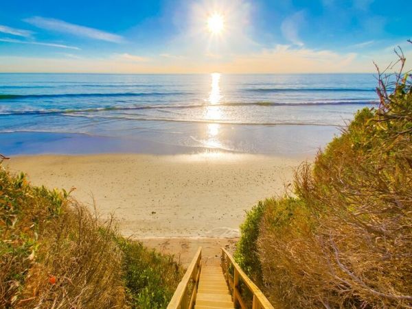 San Diego Beach Communities North Home 998747