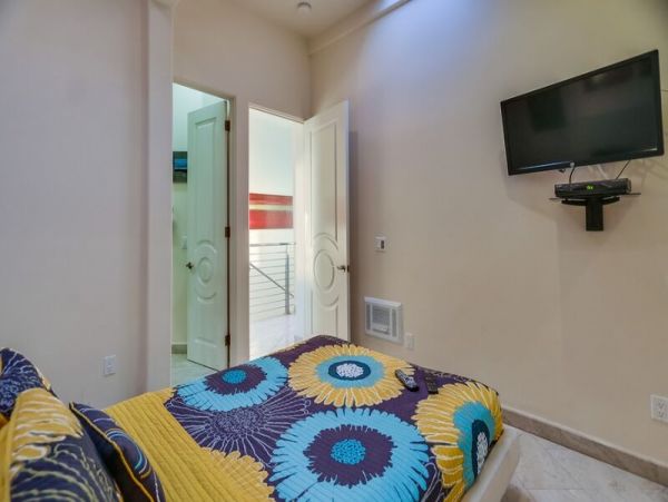 Mission Beach And Pacific Beach Condo 998750