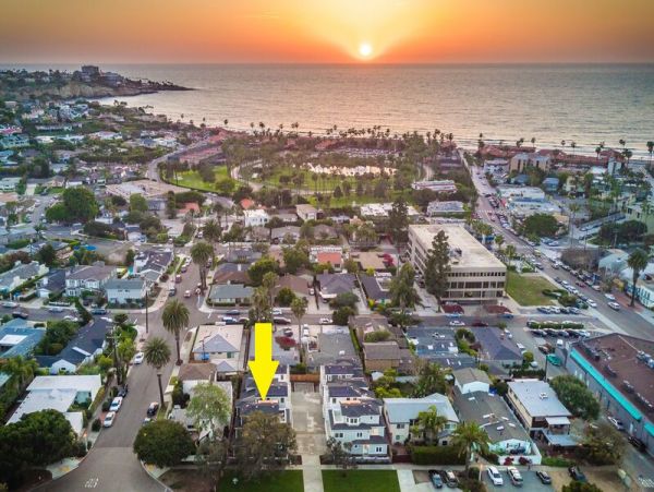La Jolla Condo 998757