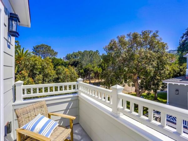 La Jolla Condo 998758