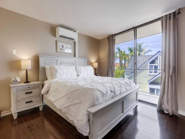 Bay Front Luxury Mission Beach Condo