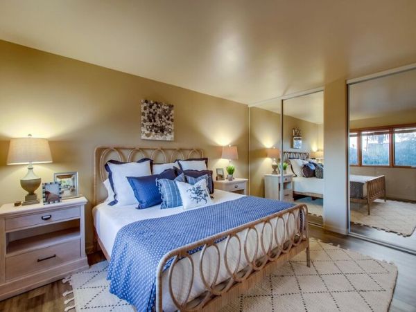La Jolla Condo 998770