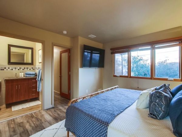 La Jolla Condo 998770