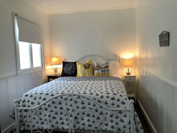 Anaheim Home 998772