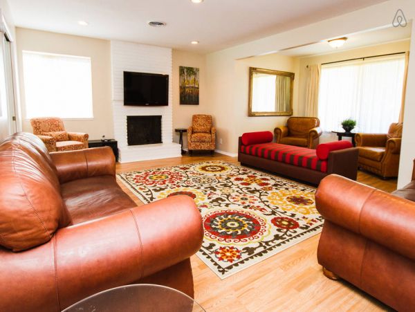 Anaheim Home 998773