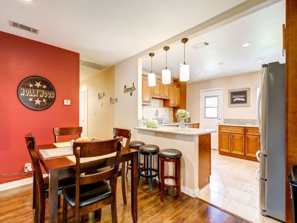 Anaheim Home 998774