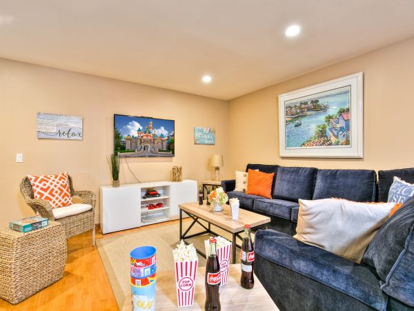 Anaheim Home 998776