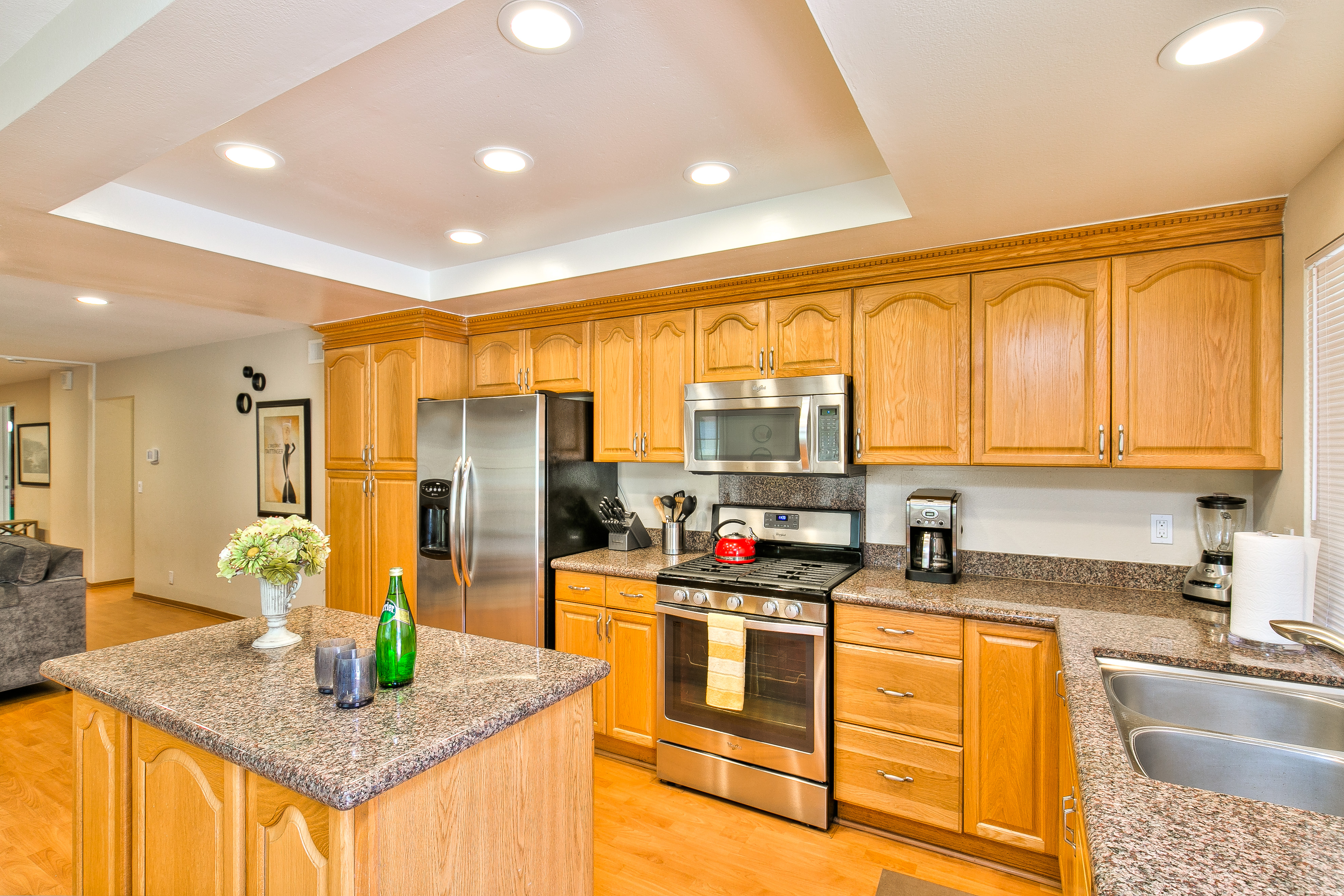 Anaheim Home 998776