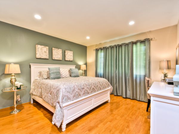 Anaheim Home 998776