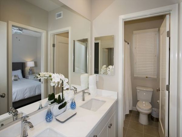 Anaheim Home 998778
