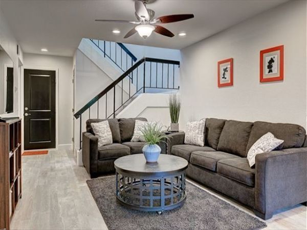 Anaheim Condo 998779