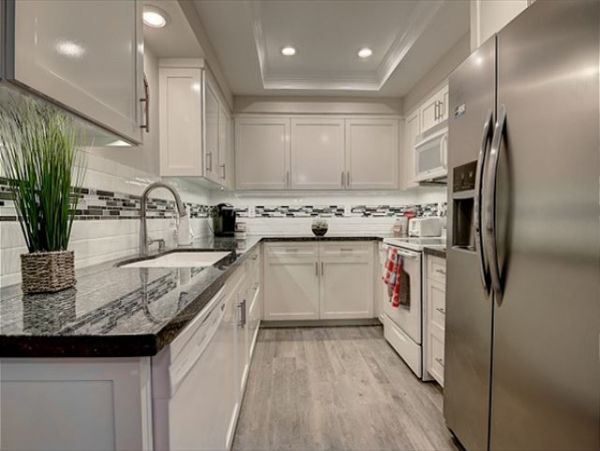 Anaheim Condo 998779