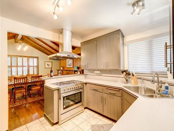 Anaheim Home 998780